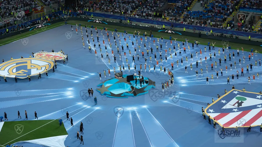 Protocolo previo durante UEFA Champions League 2015/16.