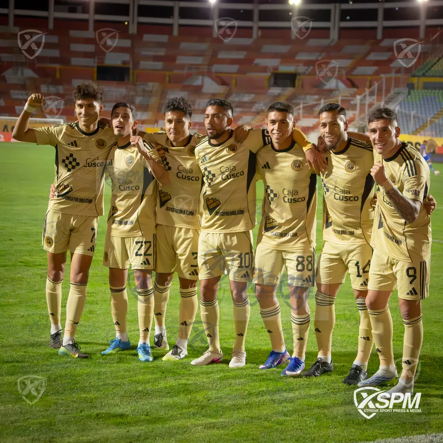 Presentación del equipo durante Liga 1 Perú · Torneo Clausura 2026.